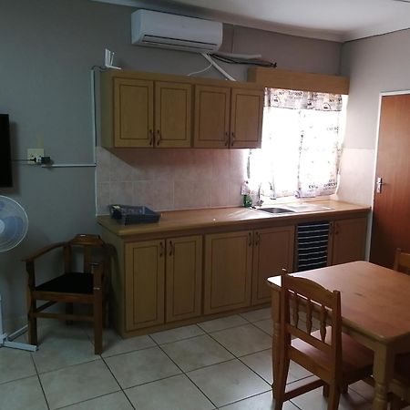 Midway Overnight Rooms كيمبرلي المظهر الخارجي الصورة