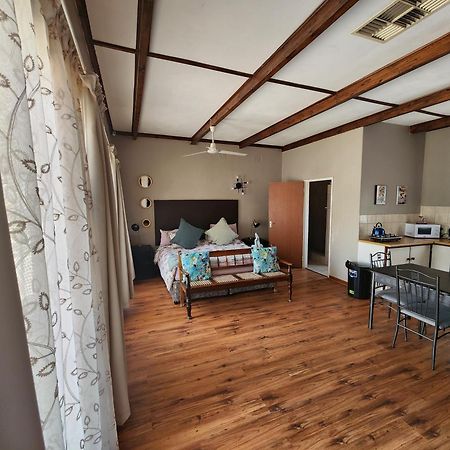 Midway Overnight Rooms كيمبرلي المظهر الخارجي الصورة