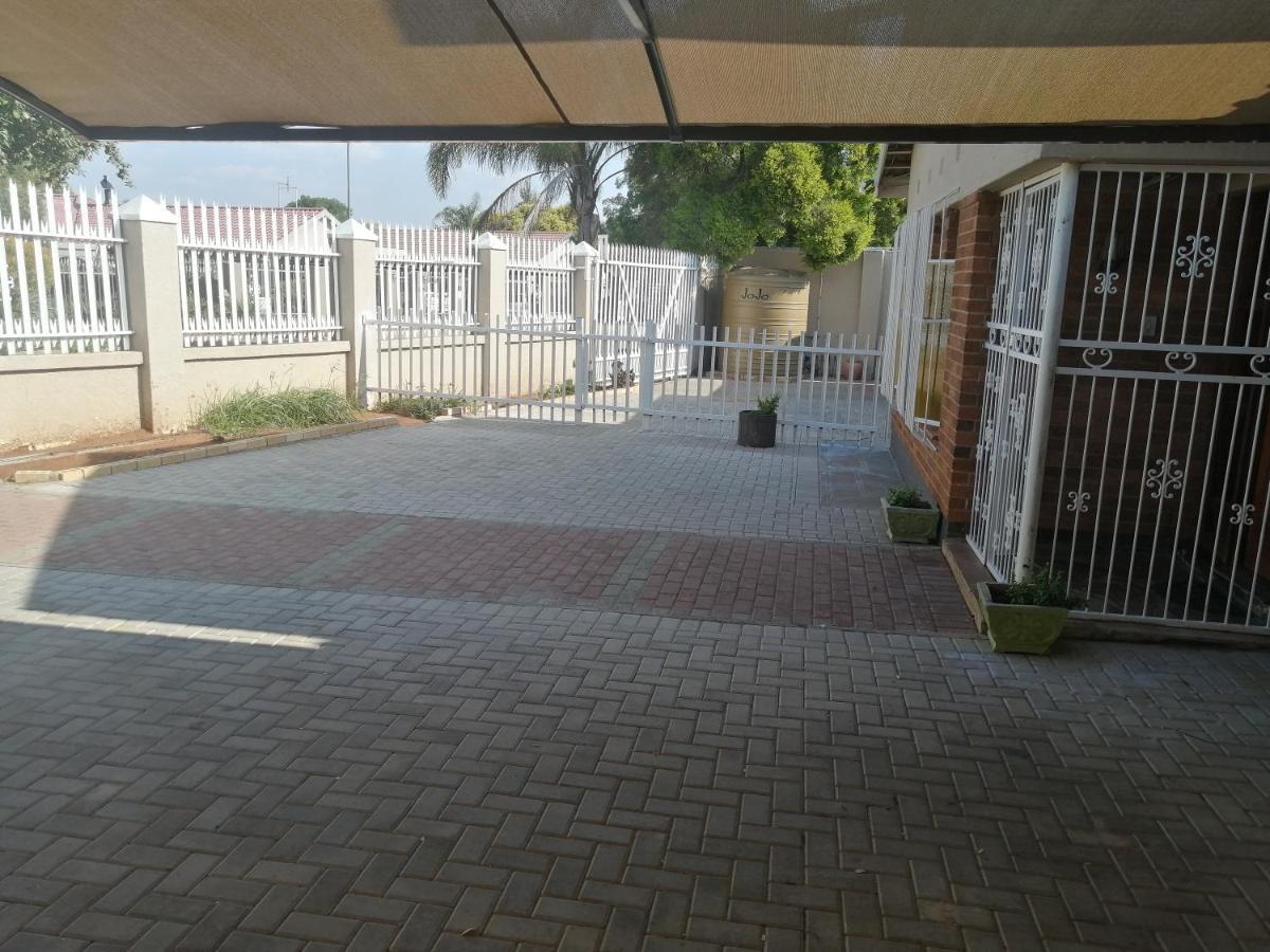 Midway Overnight Rooms كيمبرلي المظهر الخارجي الصورة